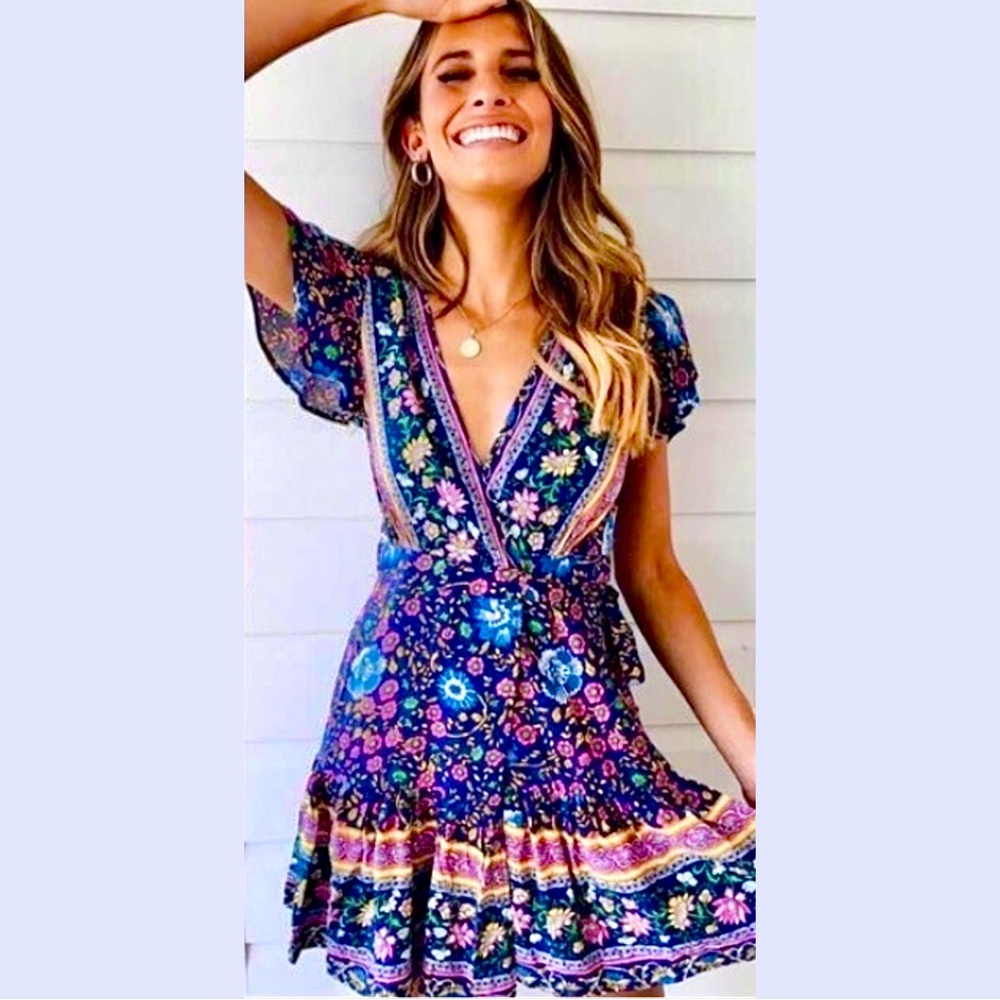 🌟Boho Floral Wrap Dress Size XL